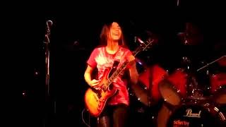 Desiree Bassett  -  Guitar Solo / WMC cut