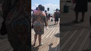 Chilling @ the Coney Island boardwalk (Where’s Brooklyn @???)