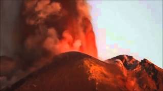 ITALY S MOUNT ETNA VOLCANO ERUPTS SATURDAY SENDING UP TOWERING PLUMES OF ASH OCT 27, 2013) (Low 360p