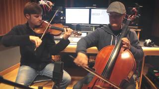 WORLD'S FASTEST CLAPPER CLAPS TO MUSIC