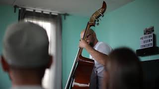 Esat Ekincioglu Solo - Live at Living Room Concerto