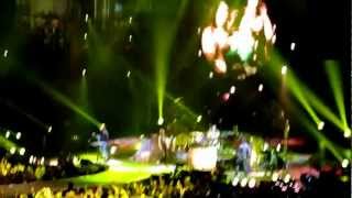 Coldplay Yellow Live At M.E.N. Arena December 4, 2011