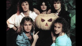 React To WatchMojo #456 - Top 10 Halloween Songs