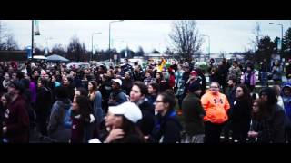 Video montage of crowd for Bernie Sanders' visit to UB