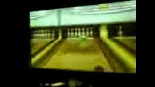 Wii Bowling in Cinema STRIKE!!