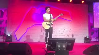 Jorge Blanco performing Hold Me Down at the Glowcon