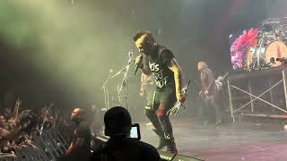 Three Days Grace - Riot (Live Paris 15/12/2025)