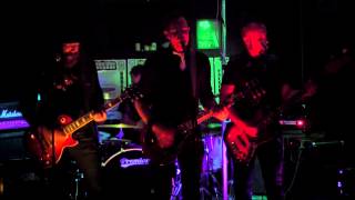 Mauzer Chasin' monsters live@DownTown Aug 2014