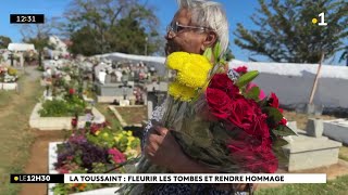 Recueillement et fleurissement des tombes des défunts avant l'affluence du 1er novembre.