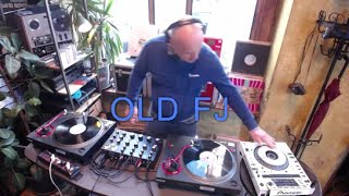 # 005 bar CUBO presents OLD Fj