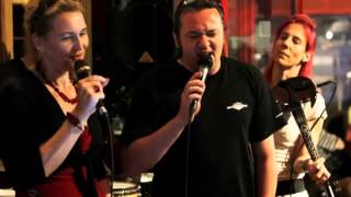 "Kaisermühlen Blues" mit Loredana Iadicicco und Matti Hillmyer feat. Bernadette Schlembach