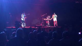 Sinclair Live