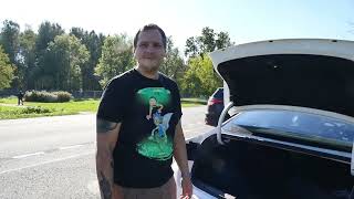 Рома купил Geely Preface ( Джили Префейс ) и вырвал ГУ !