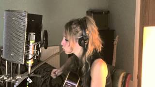 Never Gonna Let Her Go (Live in the studio) - Katey Brooks