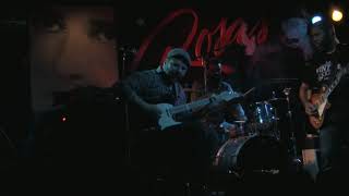 Impressive live guitar performance - Pete Galanis (w/ Kirk Fletcher sitting in)