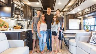 The Perfect RV Layout for a Large Family? (Full Tour)