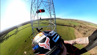 Sneaky wee two way BASE Jump