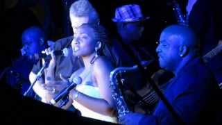 Selina Albright singing "If I Were A Boy" snippet