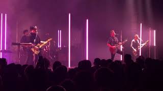 QUEENS OF THE STONE AGE Smooth Sailing LIVE