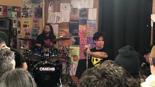 Omens - Unsung (Helmet cover) @ Into the Music (20-03-26)