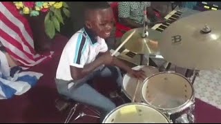 Praise drums with 6 years old boy