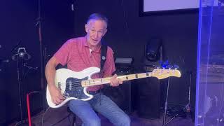 Review: Sire V7 Vintage Bass | Worship Musician Magazine