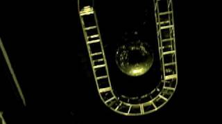 Julian Casablancas - Glass (disco ball version) (live 1/15/10)