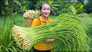 Harvesting lemongrass and bamboo shoots to sell at the market, taking care of animals