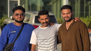 പതിനേഴാം രാവത് ജലാൽ ഇക്കാനെ നേരിൽ കണ്ടപ്പോ പാടിച്ചു 😍😍 | Pathinezham Ravath | Jalal Magnus