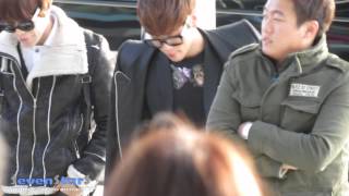 121129 SHINee Jonghyun (&Taemin) go to Hong Kong