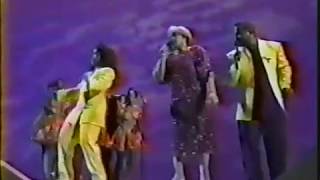 BeBe & CeCe Winans  - Acceptance Speech/I'll Take You There Feat. Mom Winans