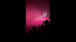 Crowd Sings Eventually- Tame Impala