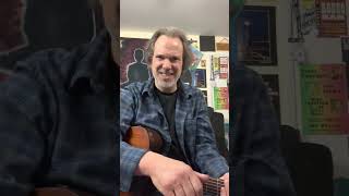 Group strumming classes for spring 2023, in person and online!