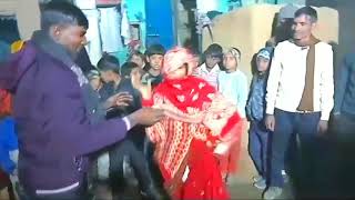 meri bhabhi ki patali kamariya#trending #trending viral video#dehati dance#bahut hi Sundar dehati#👌👌