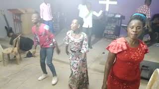 Ekisa Erisa performing live in Manyamanya concert at New Jerusalem City Church. (4)