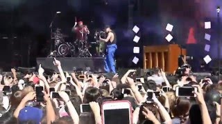 twentyone pilots live in houston at discovery green 4-2-2016 stressed out