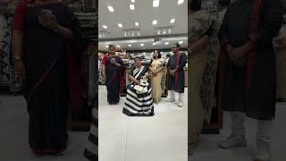 ভাষা শহীদদের প্রতি আমার স্বশ্রদ্ধ প্রণাম .