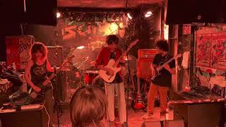 953-Black midi | something, in garden | high school band cover