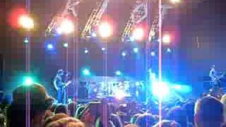 Paramore - Born For This (live)