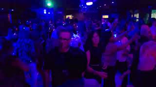 TIA LOLA PISTA RETRO TIDOS LOS SABADOS MUSICALIZACION DJ SERGIO LUNA 