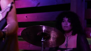 Twist and Shout - Live at Tantra