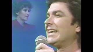 CUMPLEAÑOS N°78 DE CAMILO SESTO - CAMILO SESTO CANTA TERCIOPELO Y PIEDRA (Playback)
