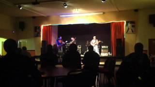 Blowin Free - Wishbone Ash song covered by Broken Heroes - Nov 2011