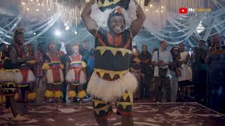 The best cultural performance in a wedding ceremony.  Igbo Amaka vs benin cultural troop.