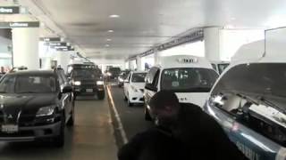 Welcome to Paul Ikpe's Blog  Video and Photos  Kanye West assaults paparazzi at LAX