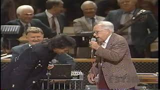 Bill Carlisle and the Carlisles - Interview/"No Help Wanted" (Opry Live 1993)