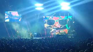Lionel Richie live in concert performing Dancing on the ceiling 6-9-24