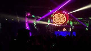 FLOORFILLA (Mark 'Oh - Because I Love You) LIVE