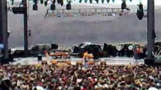 M.I.A. - Galang (Live at Sasquatch 5-24-2008)