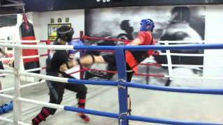 Iron boxing "ring of fire" Sanda sparring- 丹龍 (Daniel O'Rourke) Round 1/6
